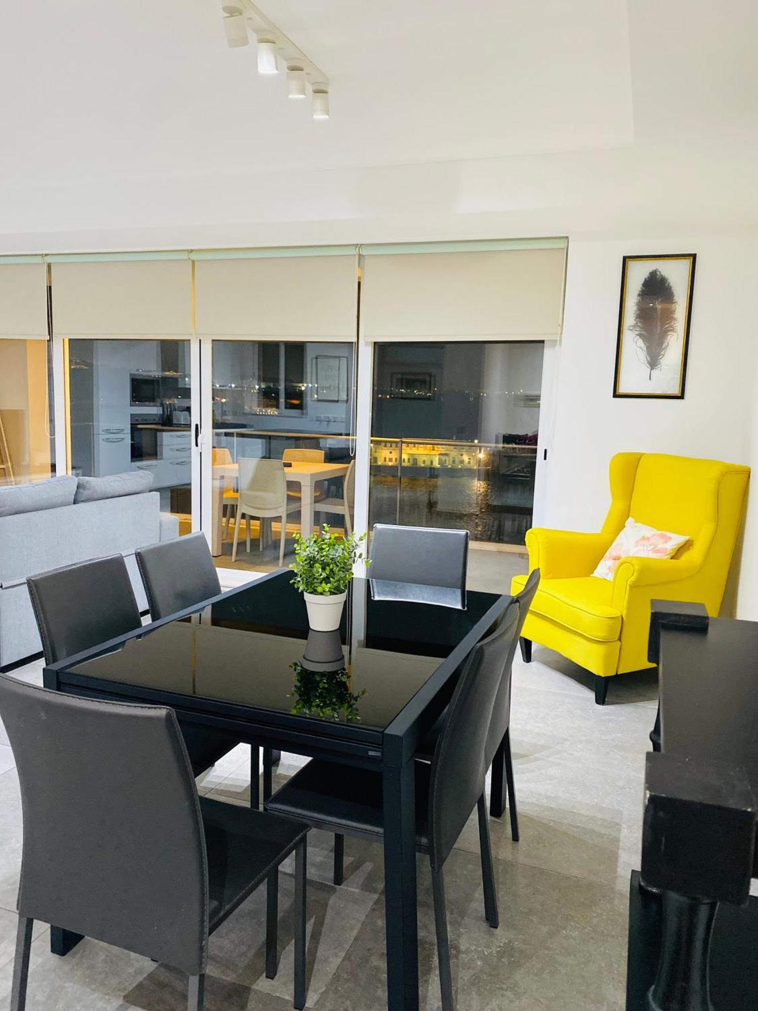 Sliema Seaview & Seafront- Apt 9, 49 Tigne Point Mansions Экстерьер фото